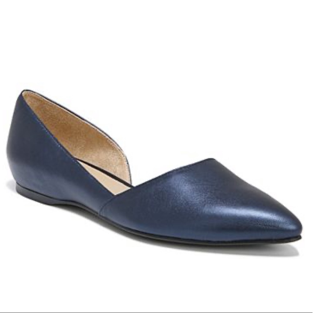 *NEW* Metallic Navy Flats